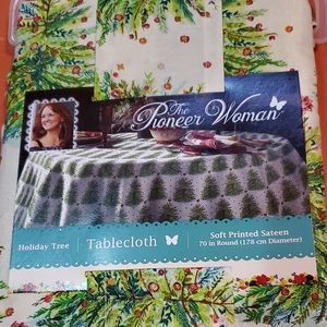 Pioneer Woman tablecloth